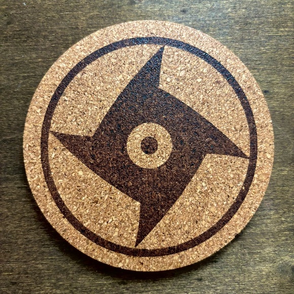 Naruto Shisui Mangekyou Sharingan Laser Engraved Cork Coaster - Picture 1 of 5